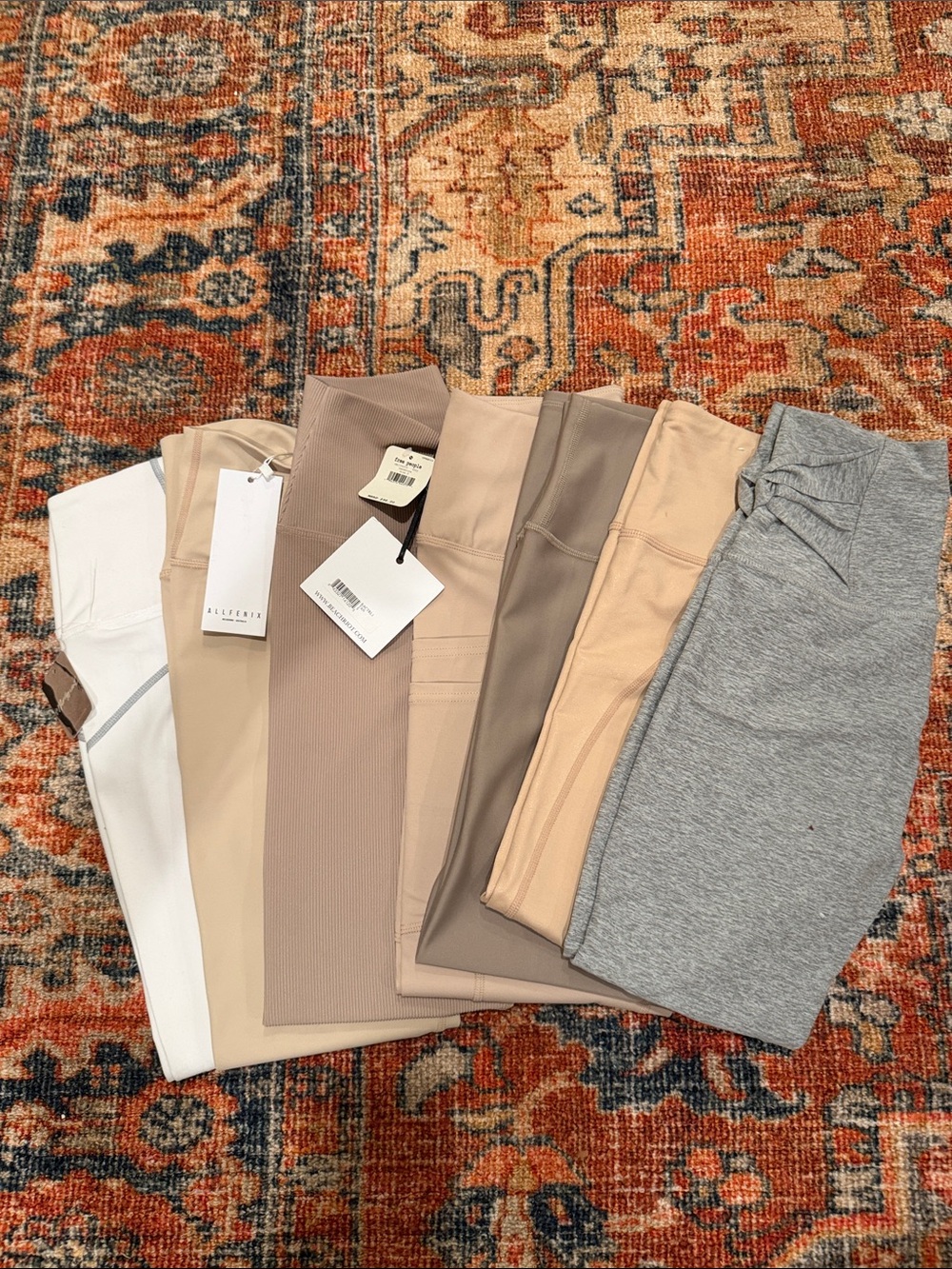 ALO Yoga Women's Leggings Bundle - White, Beige, Taupe, Camel, Gray
